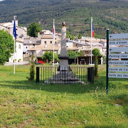 Bed and Breakfast La Fischaumiere Soleilhas Esterno foto