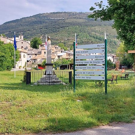 Bed and Breakfast La Fischaumiere Soleilhas Esterno foto