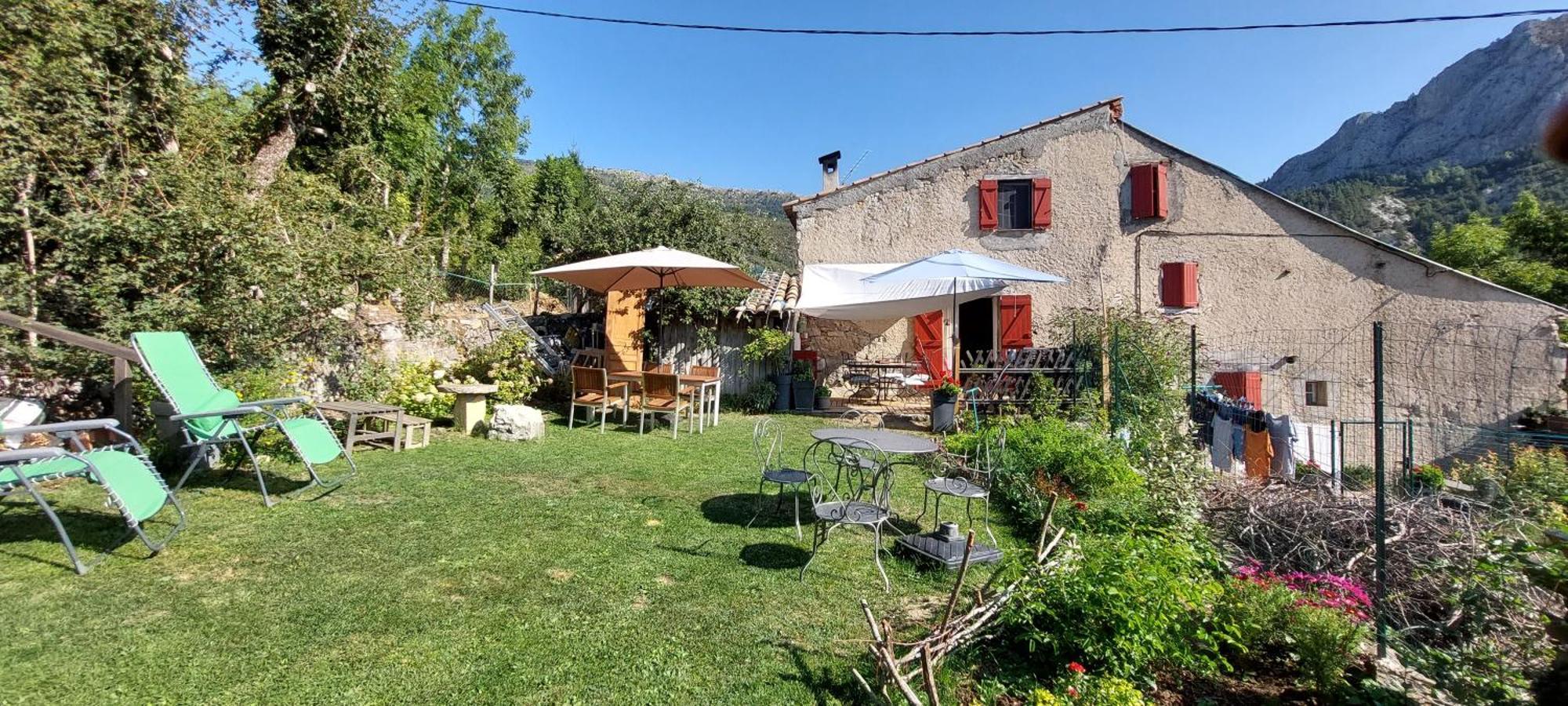 Bed and Breakfast La Fischaumiere Soleilhas Esterno foto