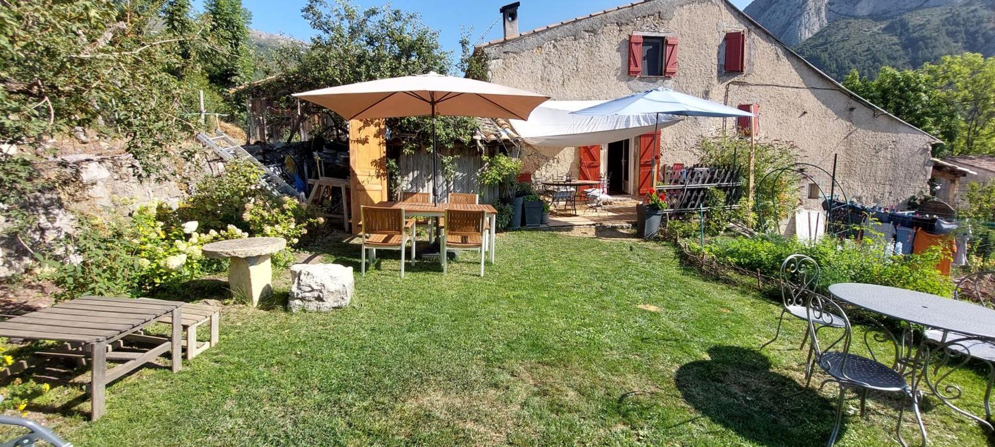 Bed and Breakfast La Fischaumiere Soleilhas Esterno foto