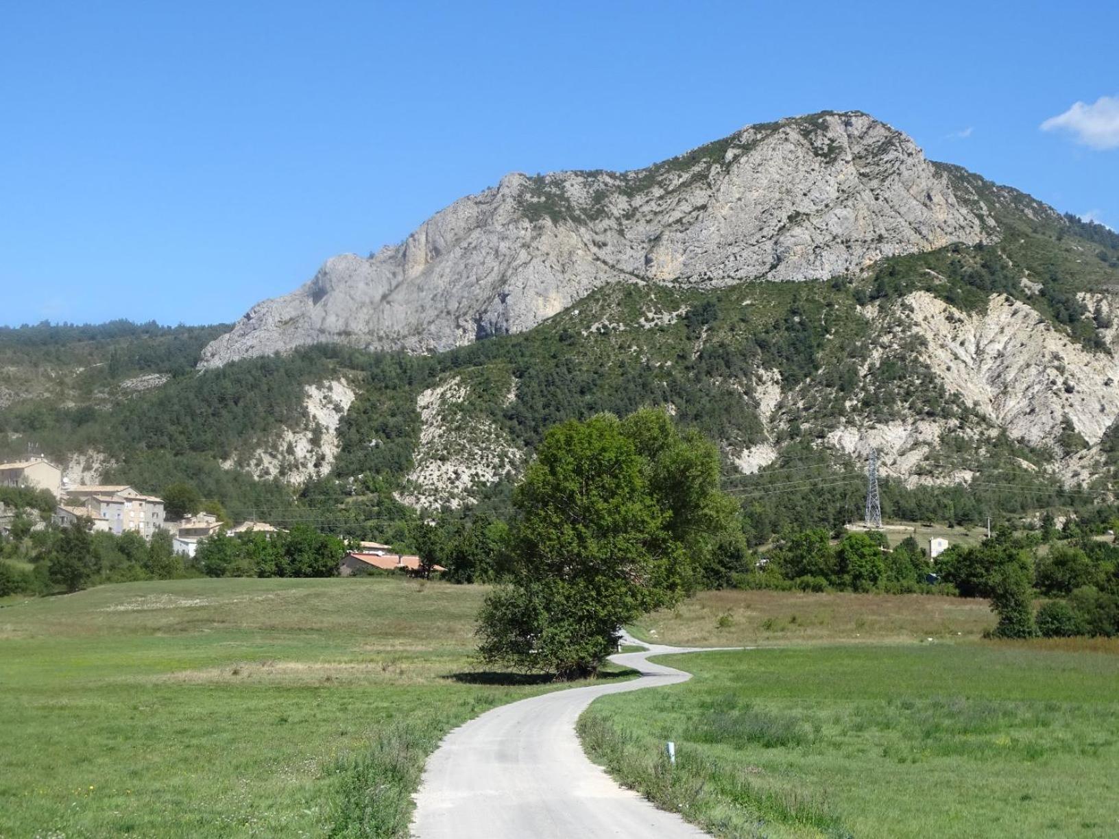 Bed and Breakfast La Fischaumiere Soleilhas Esterno foto